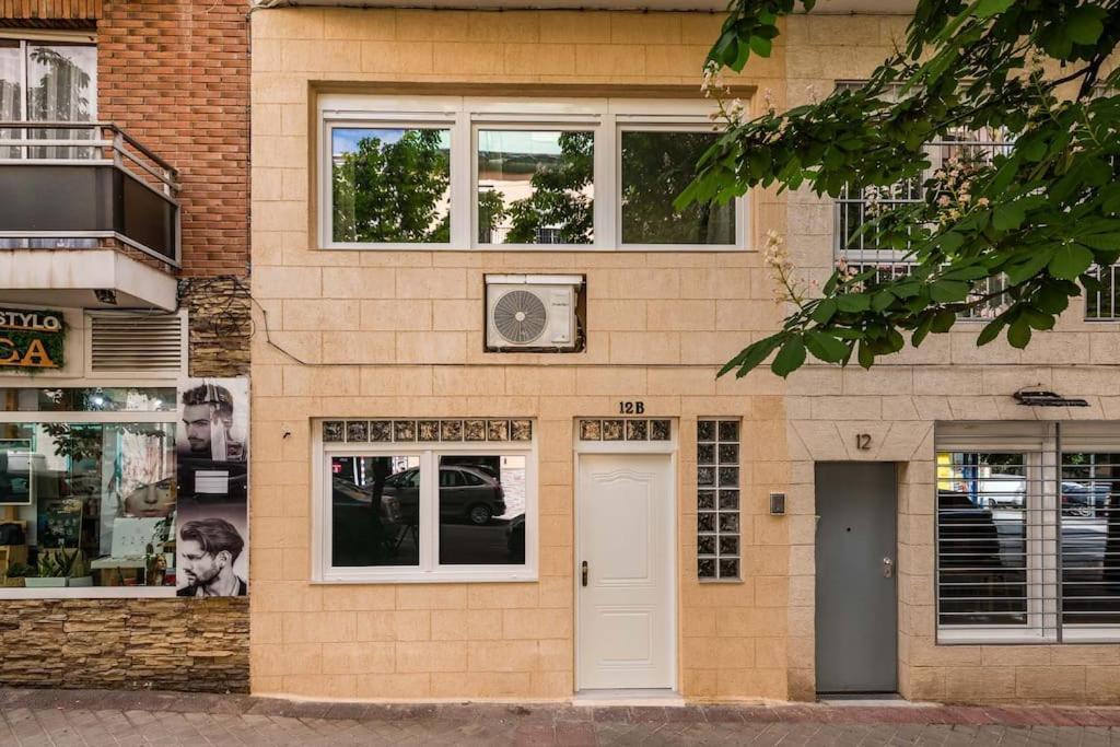 Cozy Duplex Apartment In Barrio De Salamanca - Heredia Madrid Exterior photo